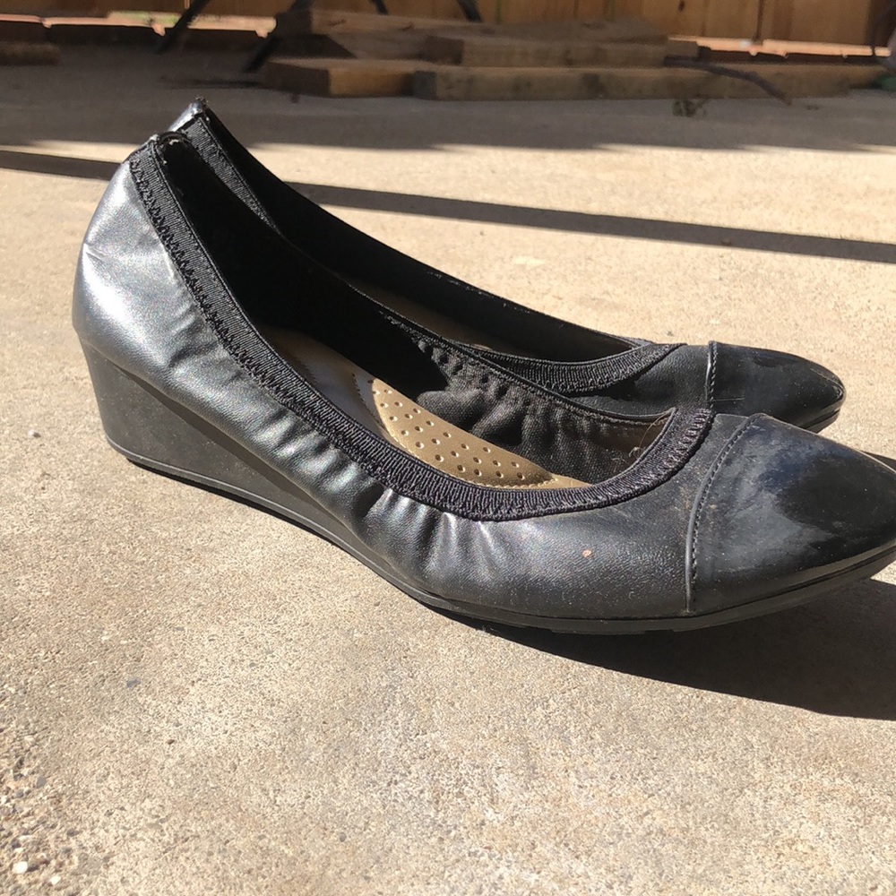 Comfort flex black wedge